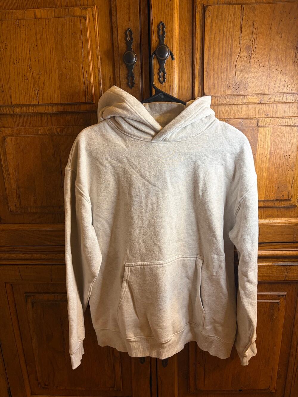 Tna Aritzia Cozy AF Fleece Mega Raglan Hoodie Sweatshirt Light Grey